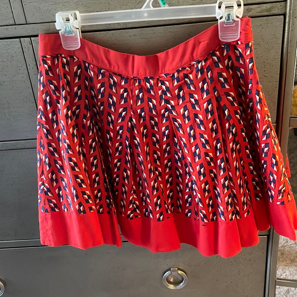 Forever 21 skirt. Red, white, and blue with a cute design. Size Medium. 16 in